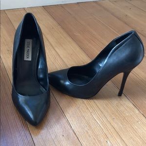Black Steve Madden Pumps size 8